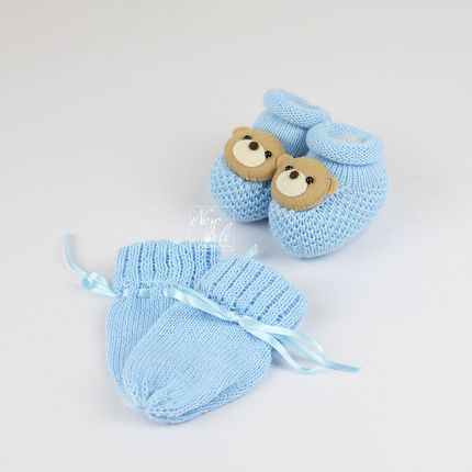 foto de sapatinho de bebe azul